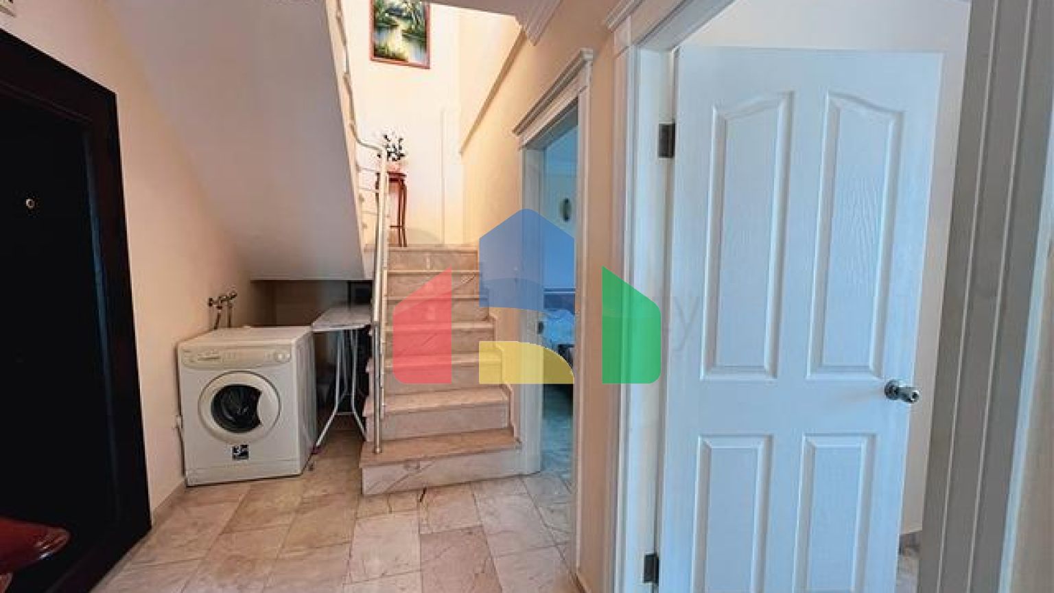 Пентхаус 3+1 с видом на море в районе Махмутлар