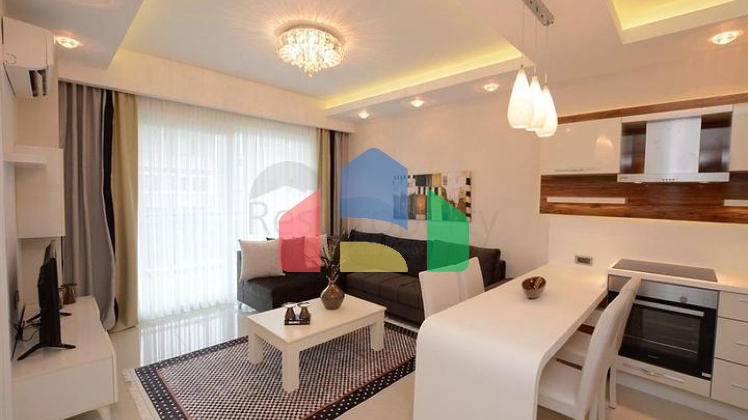 Готовая к проживанию квартира 1+1 в 200 м от моря