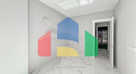 Двокімнатна квартира в 600 м від моря в центрі Аланії