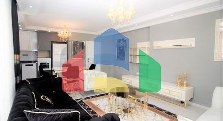 Просторий пентхаус 3 + 1 в районі Махмутлар