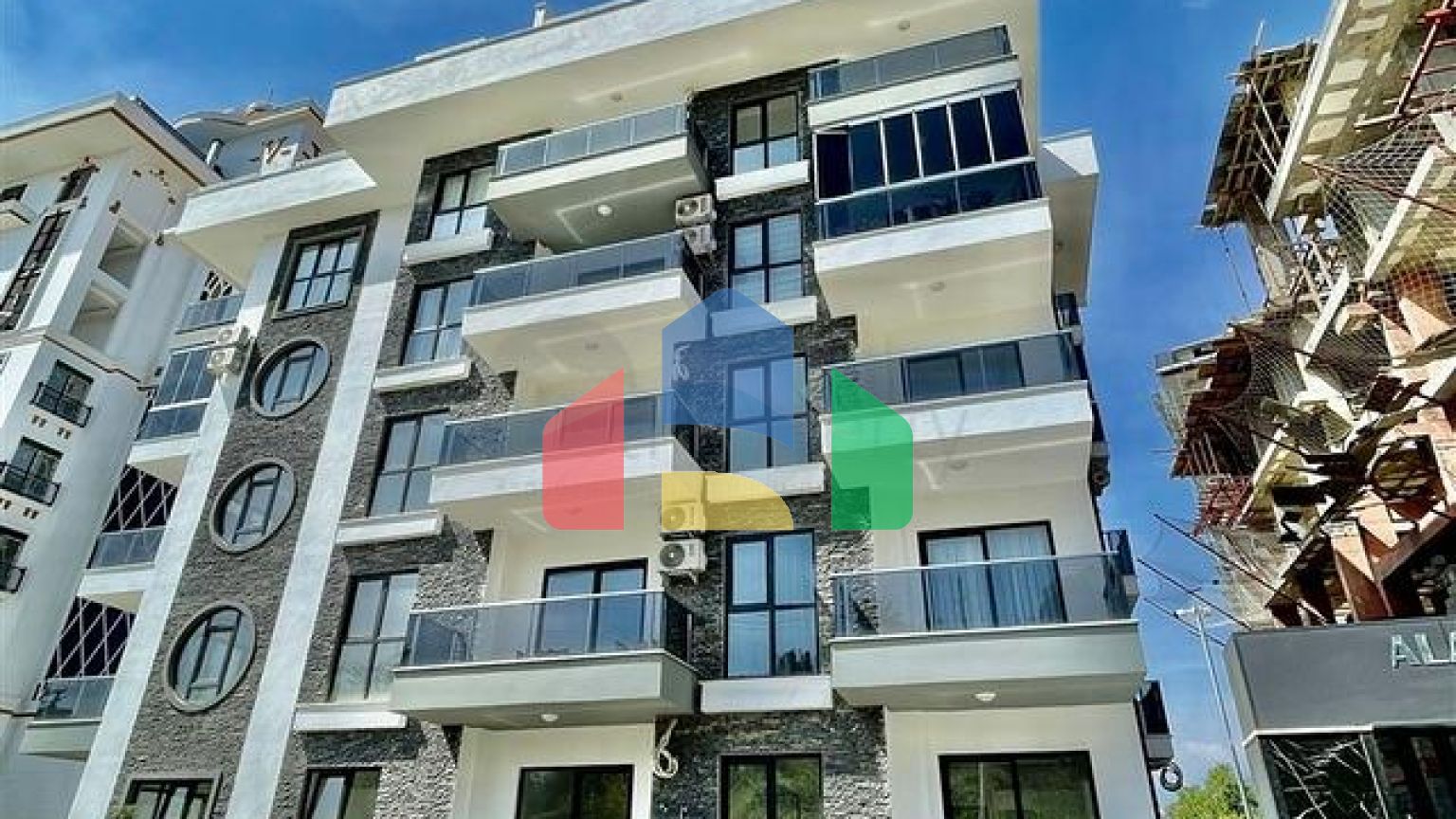 Продается квартира 1+1 в районе Махмутлар