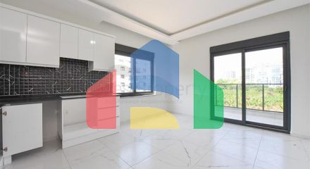 Квартира 1 + 1 в Махмутларі;