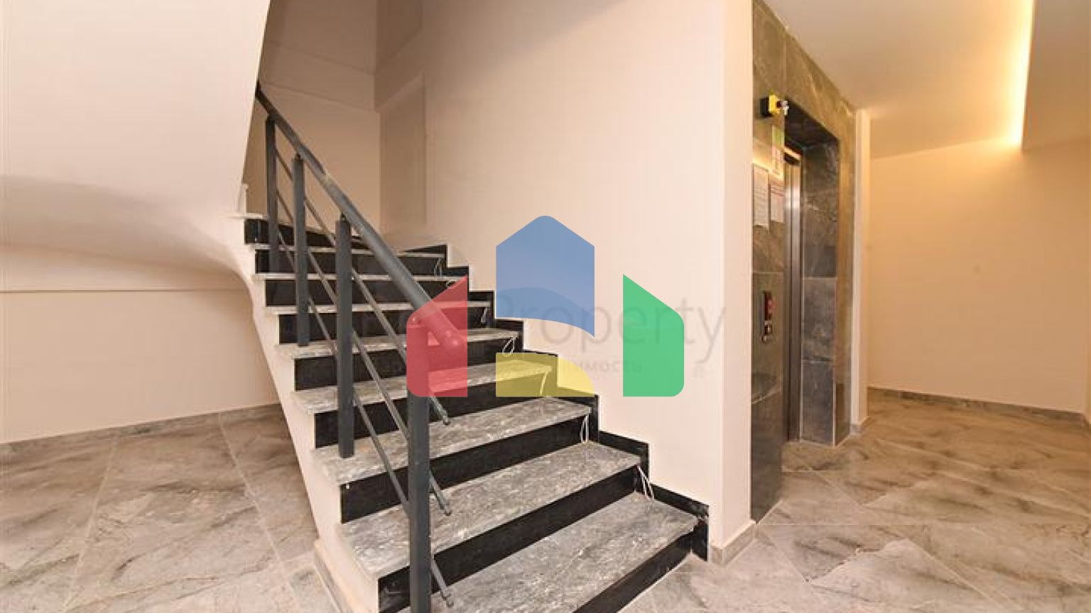 Квартира 1 + 1 в Махмутларі;