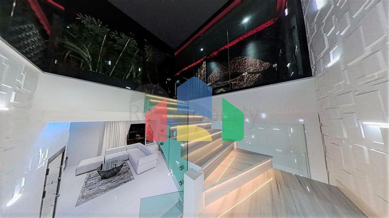 Шикарный пентхаус планировкой 3+1 в районе Махмутлар с видом на море