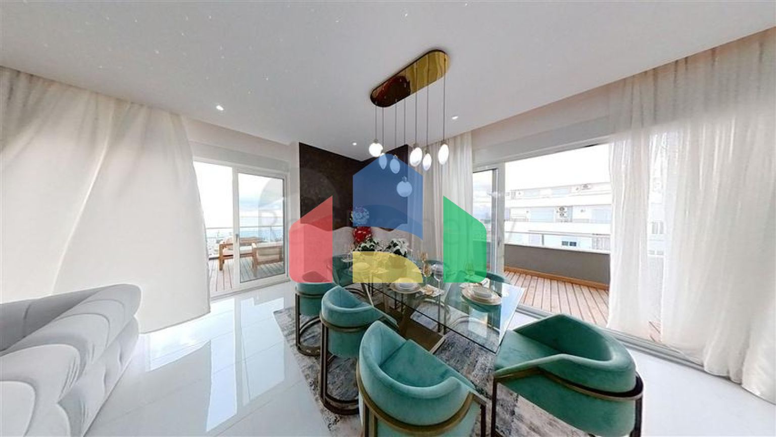 Шикарный пентхаус планировкой 3+1 в районе Махмутлар с видом на море