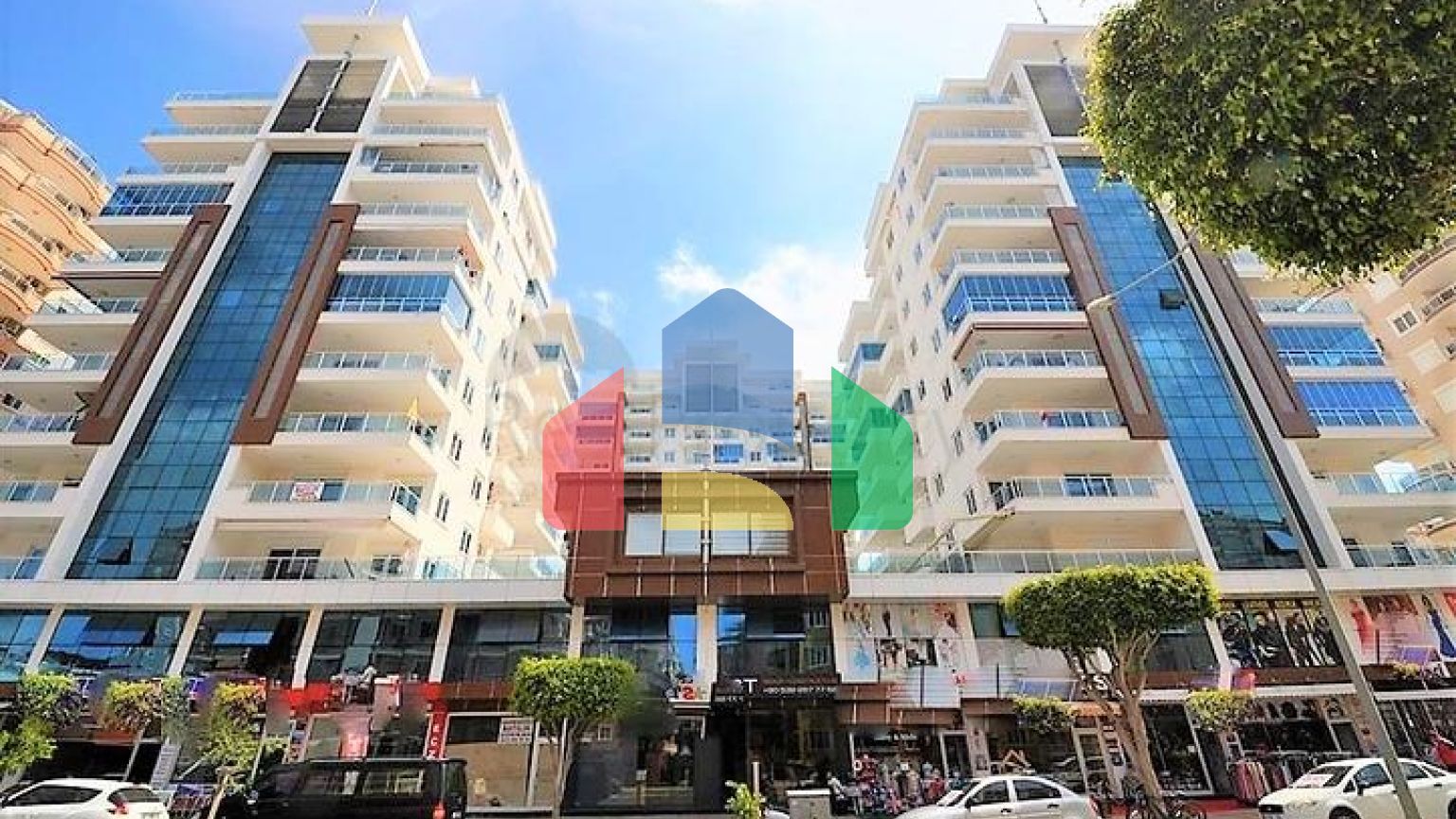 Шикарный пентхаус планировкой 3+1 в районе Махмутлар с видом на море