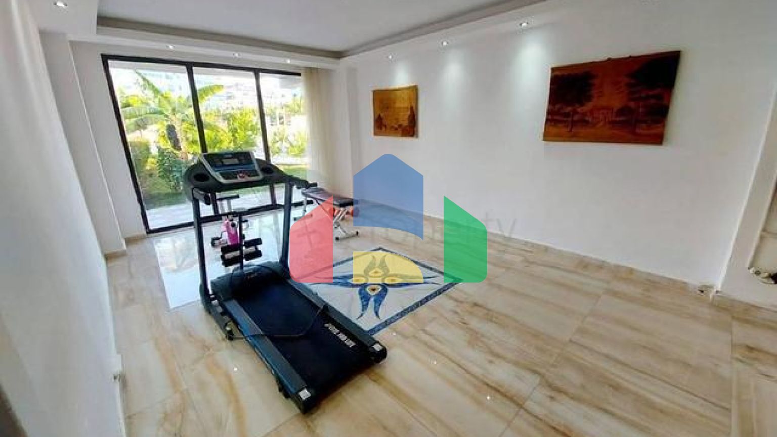 Квартира планировкой 2+1 в районе Махмутлар