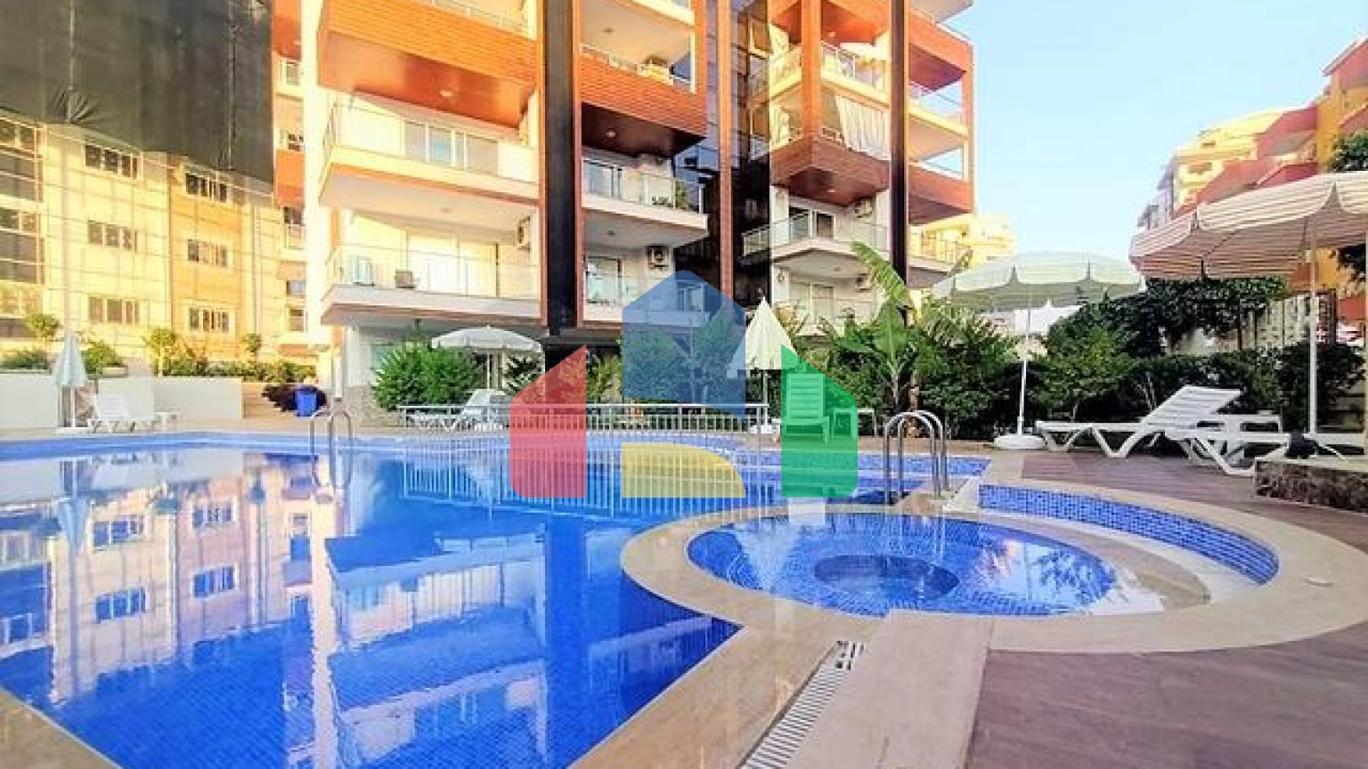 Квартира планировкой 2+1 в районе Махмутлар