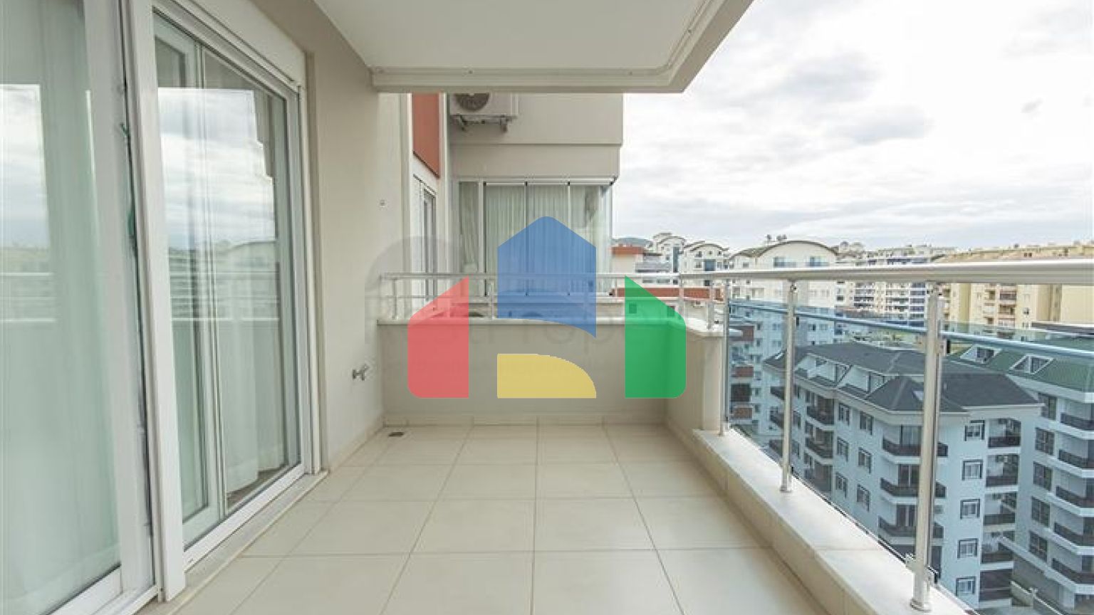 Затишна квартира 1 + 1 в якісному комплексі