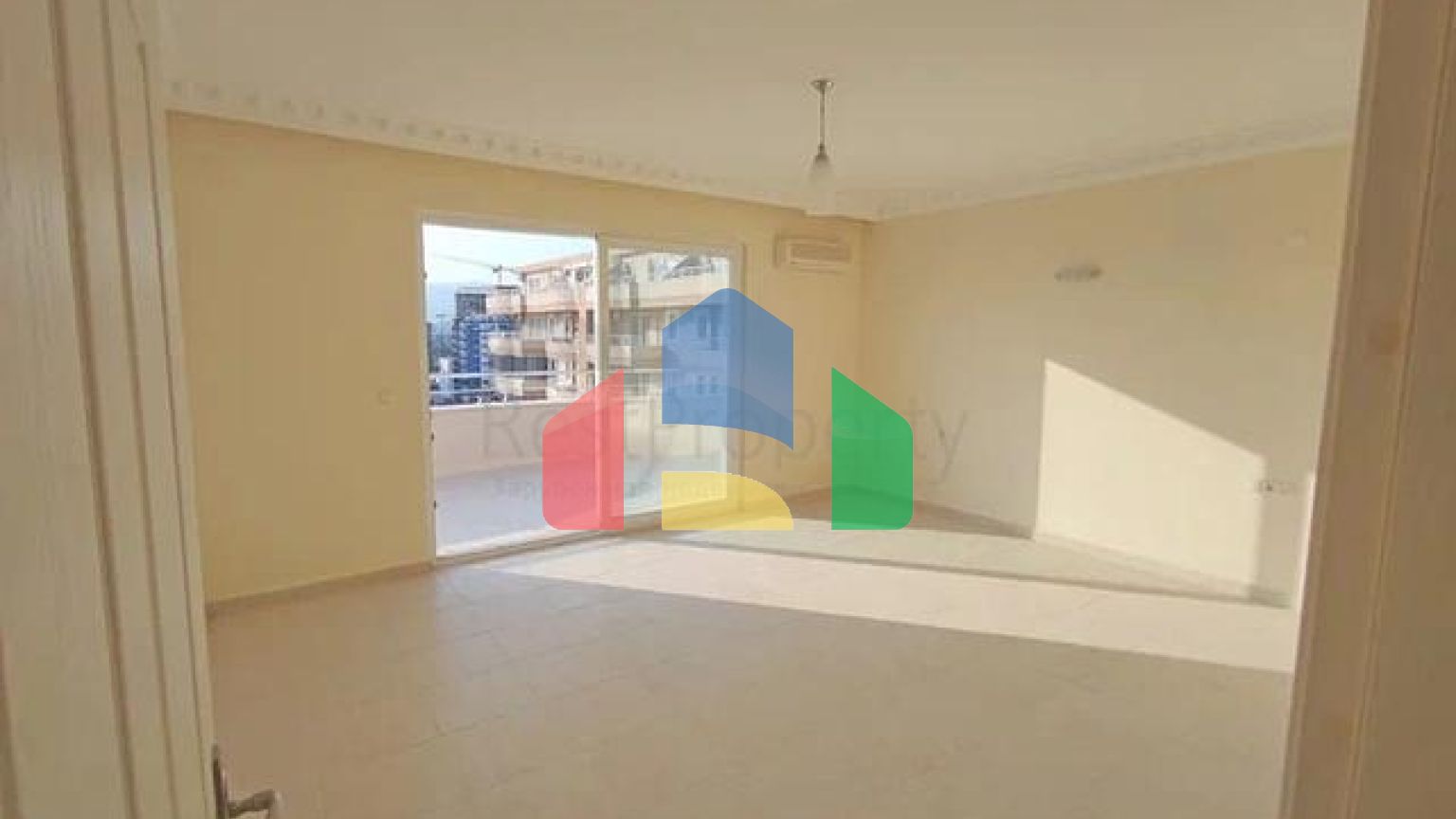 П'ятикімнатний пентхаус в Махмутларі