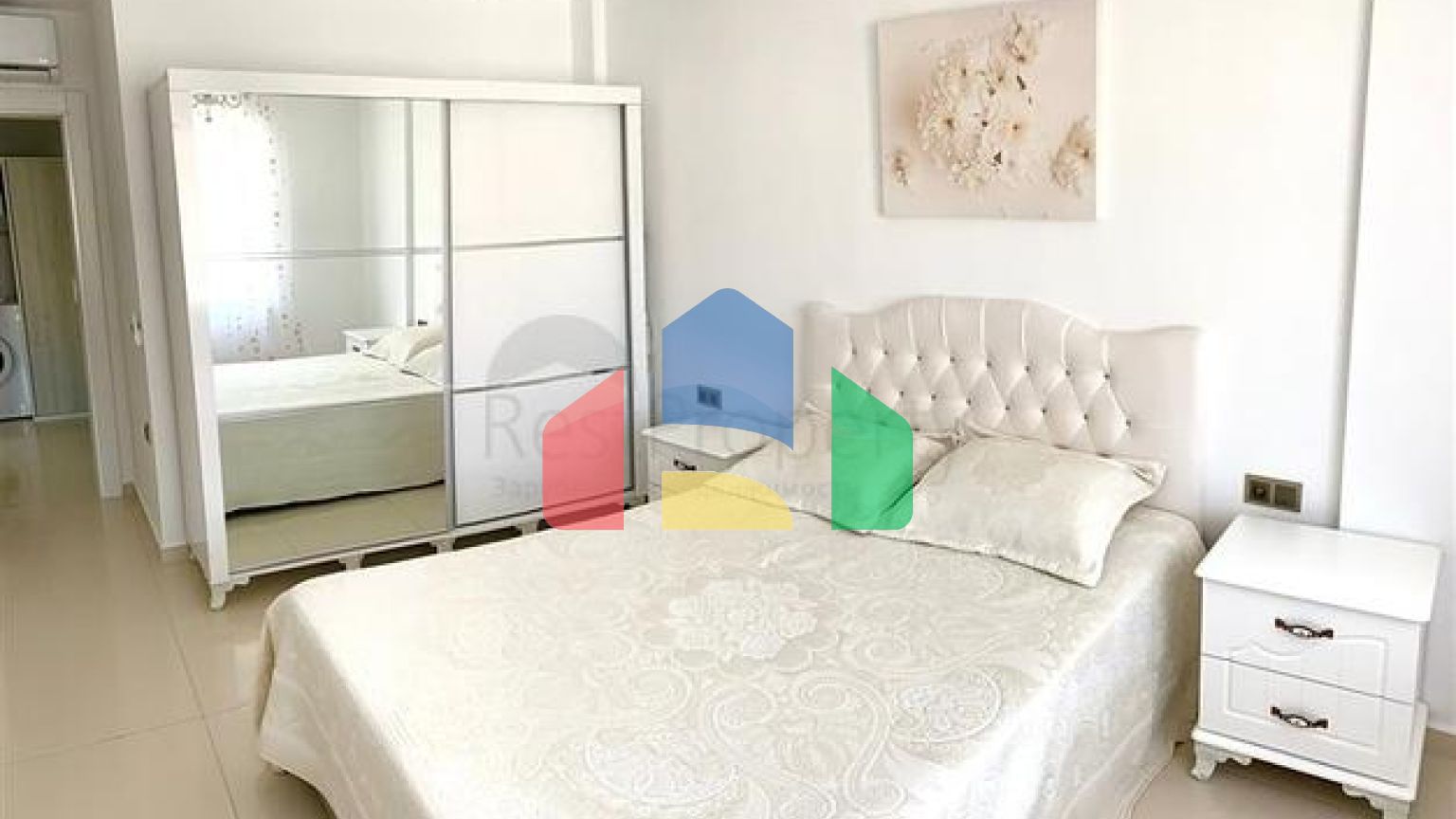 Двухкомнатная квартира в 550 м от моря