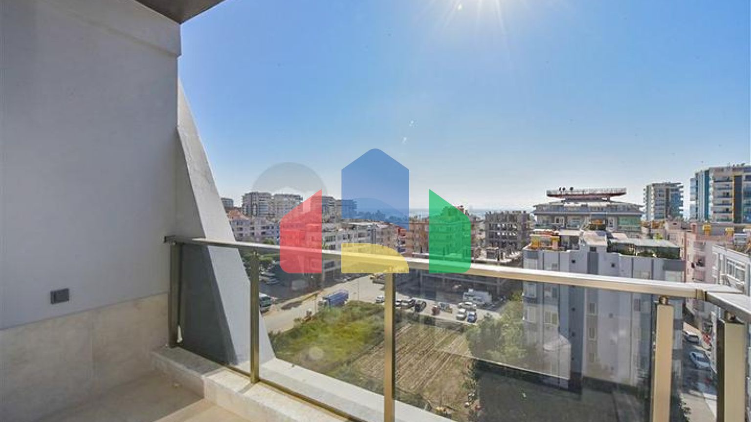 Квартира 1+1 с превосходной инфраструктурой в районе Махмутлар