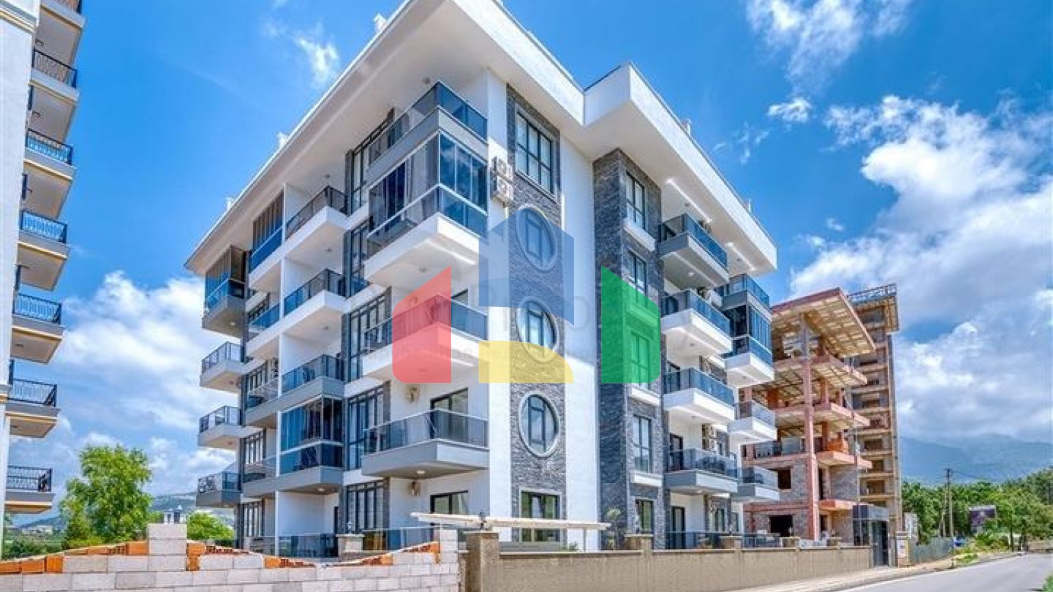 Квартира 1+1 в новом комплексе Махмутлара