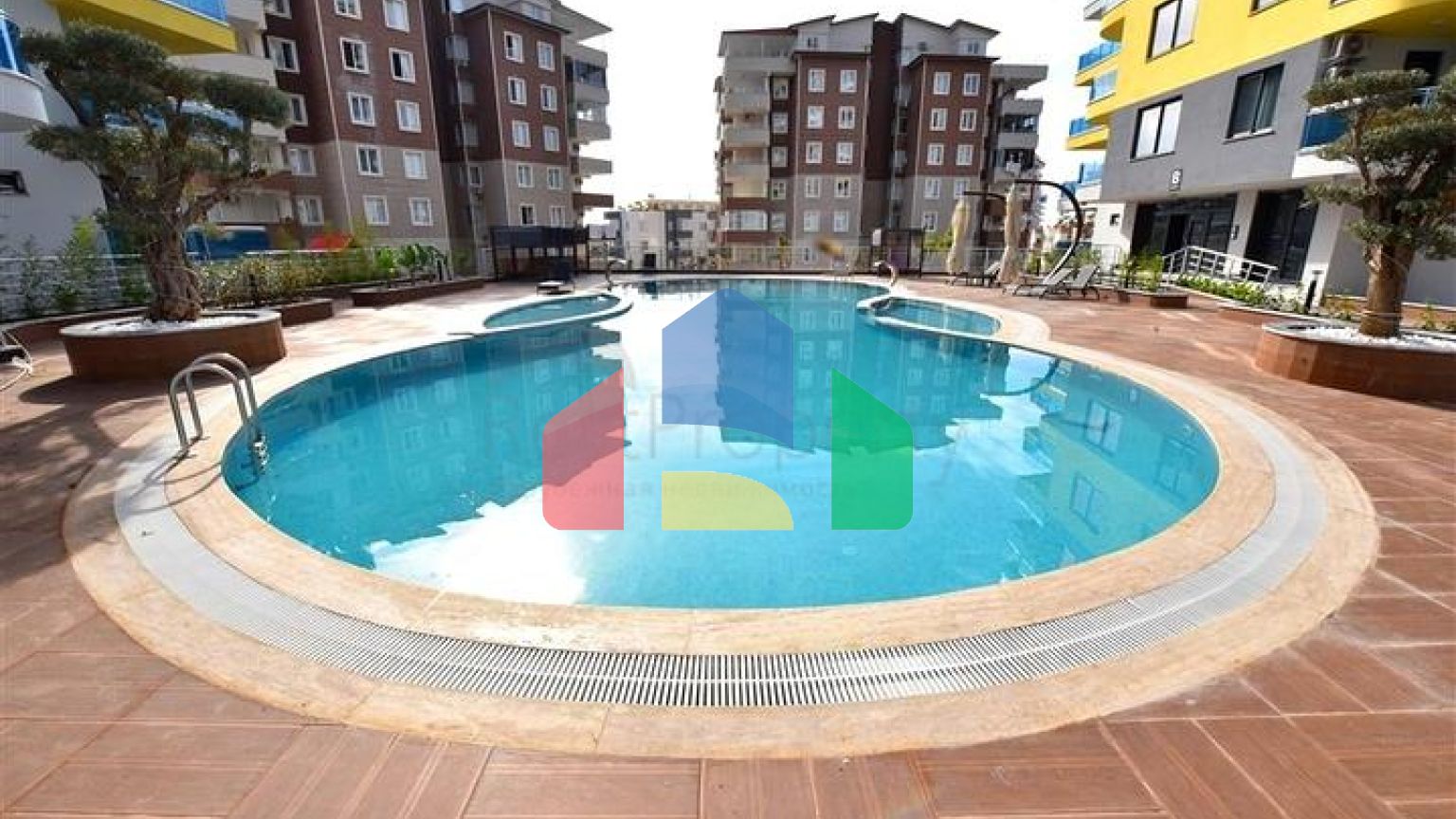 Просторная квартира 1+1 в комплексе с развитой инфраструктурой