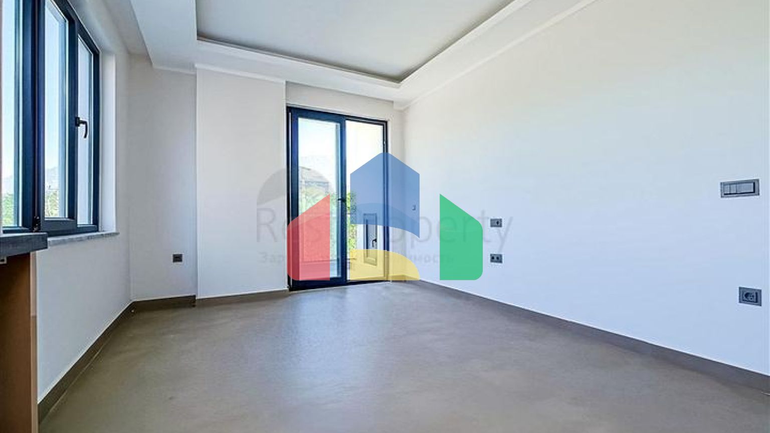 Современная квартира у моря в жилом комплексе премиум-класса