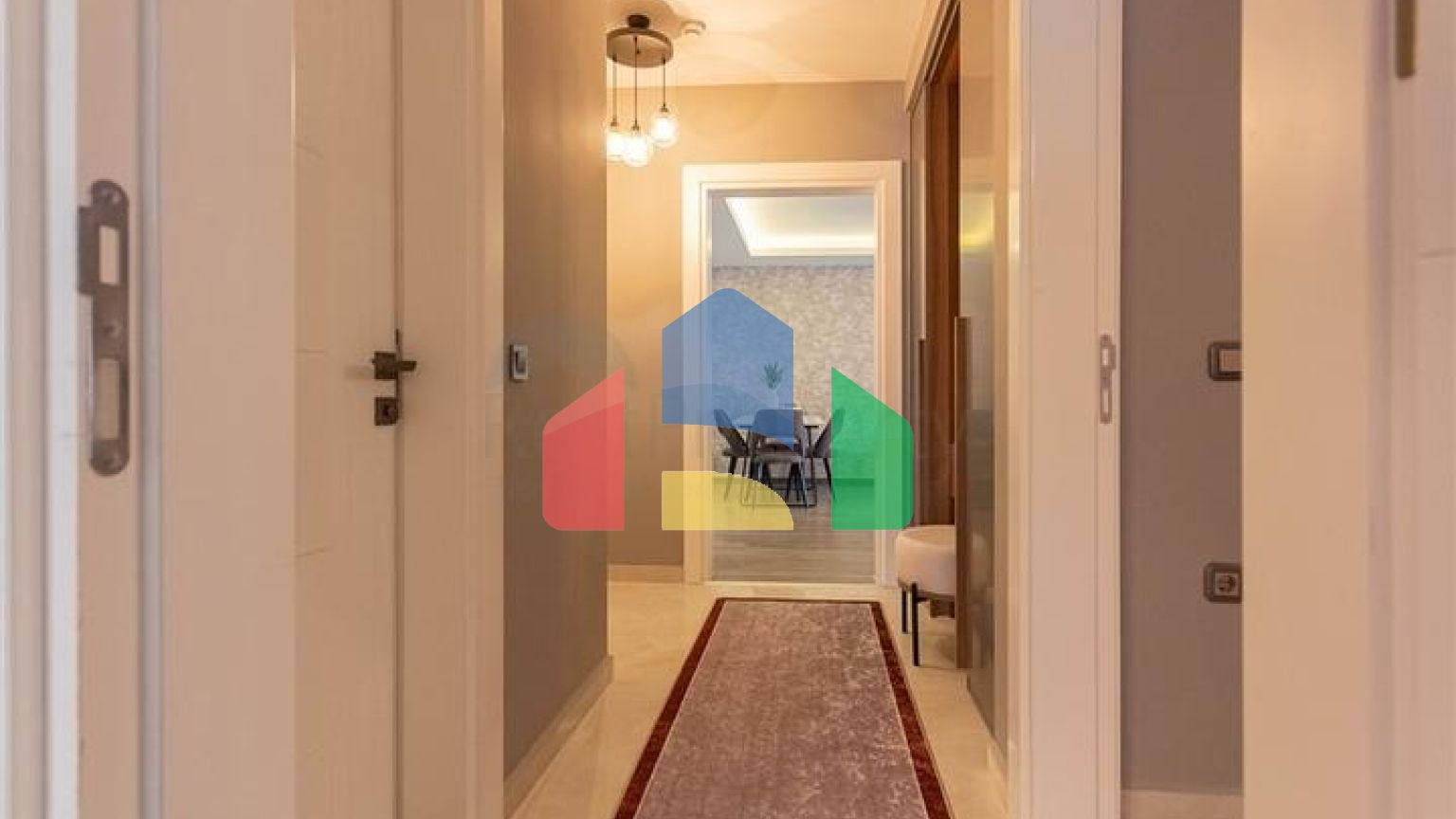 Меблированная квартира 2+1 на первой береговой линии в Махмутларе