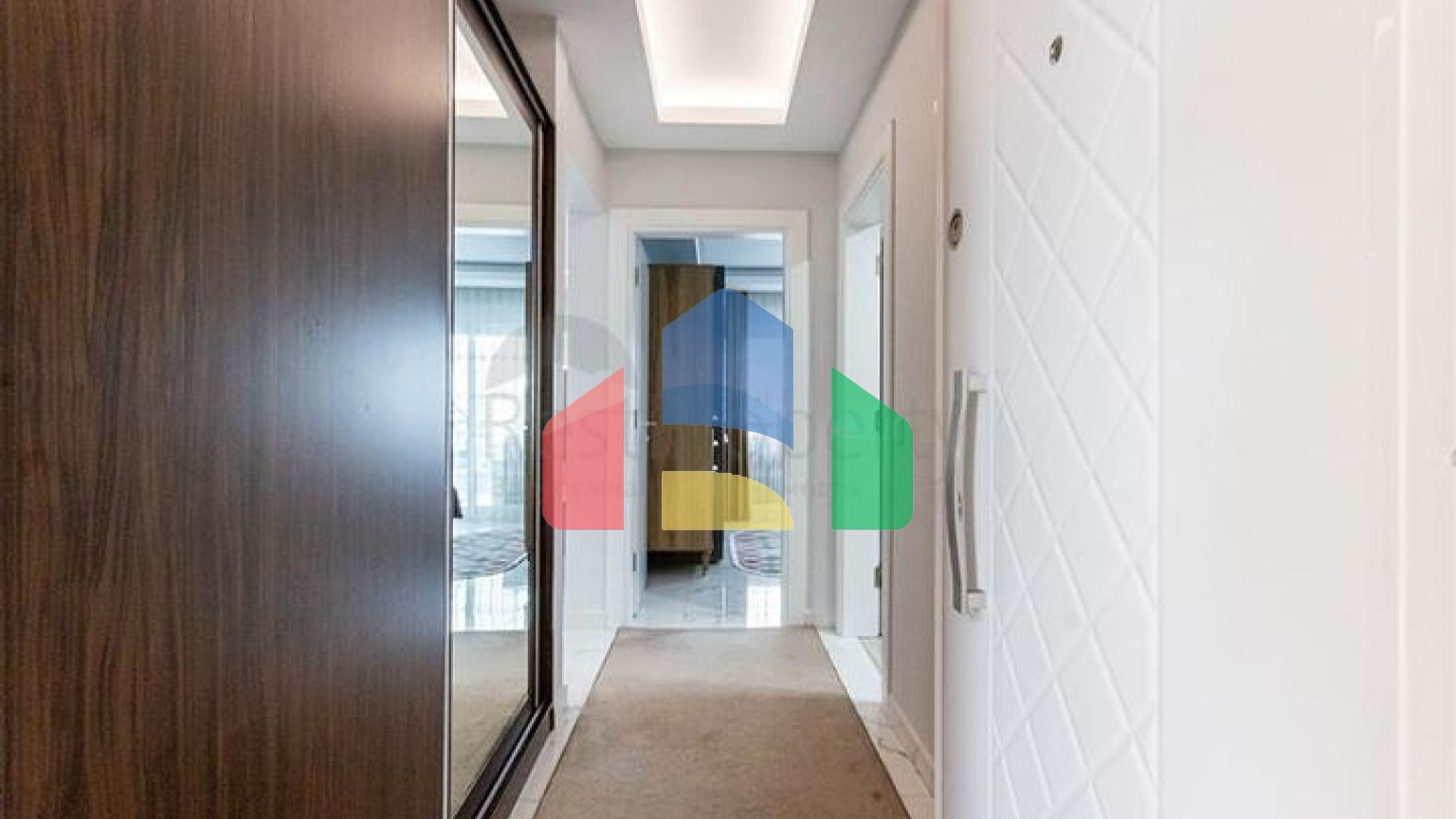 Затишна двокімнатна квартира в Махмутларі