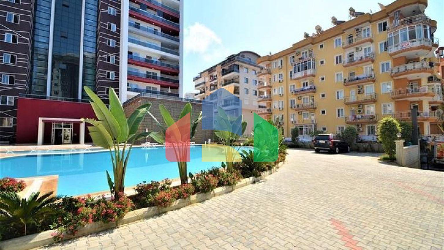 Затишна двокімнатна квартира в Махмутларі