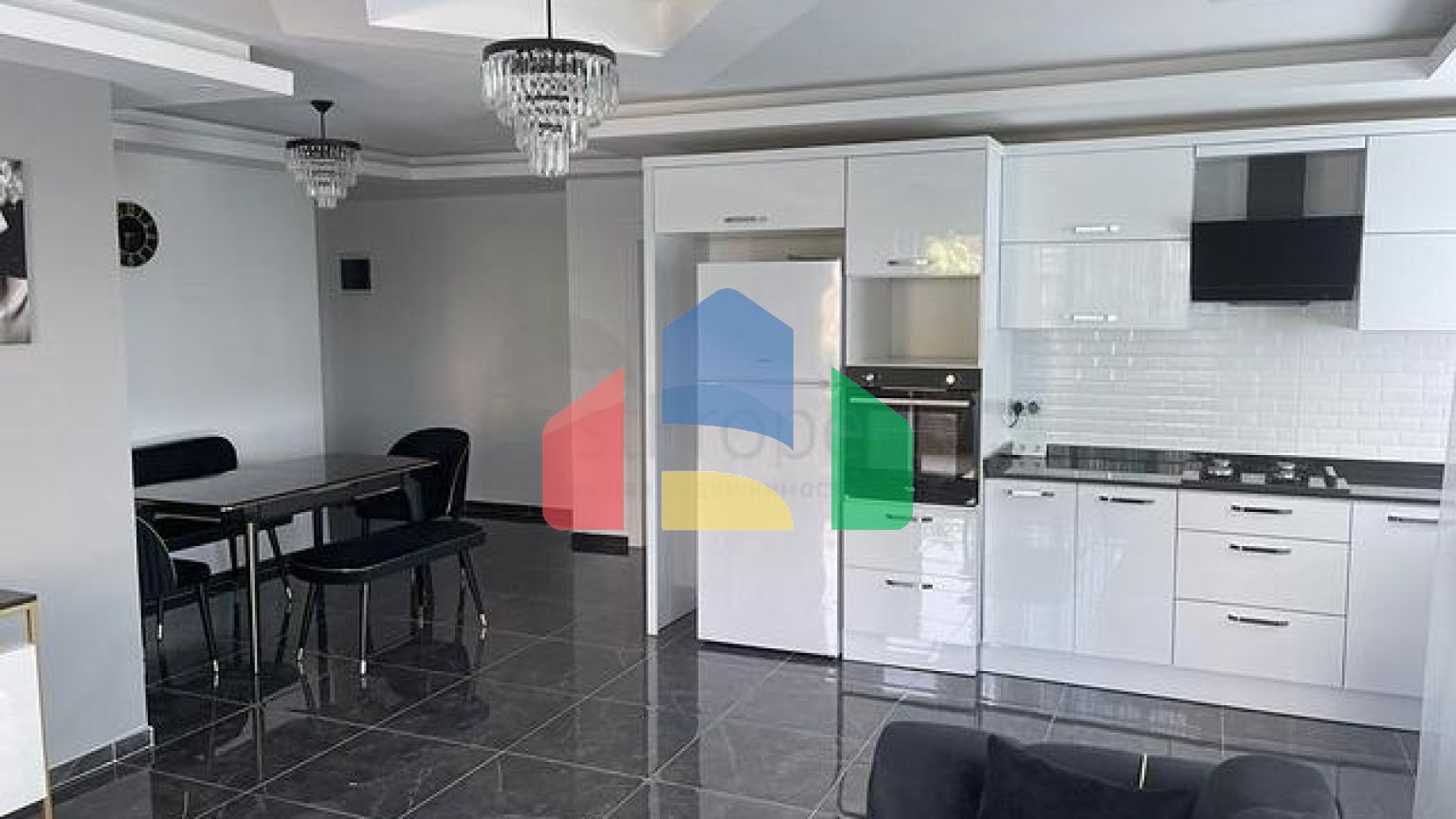 Затишна квартира 2 + 1 поруч з морем