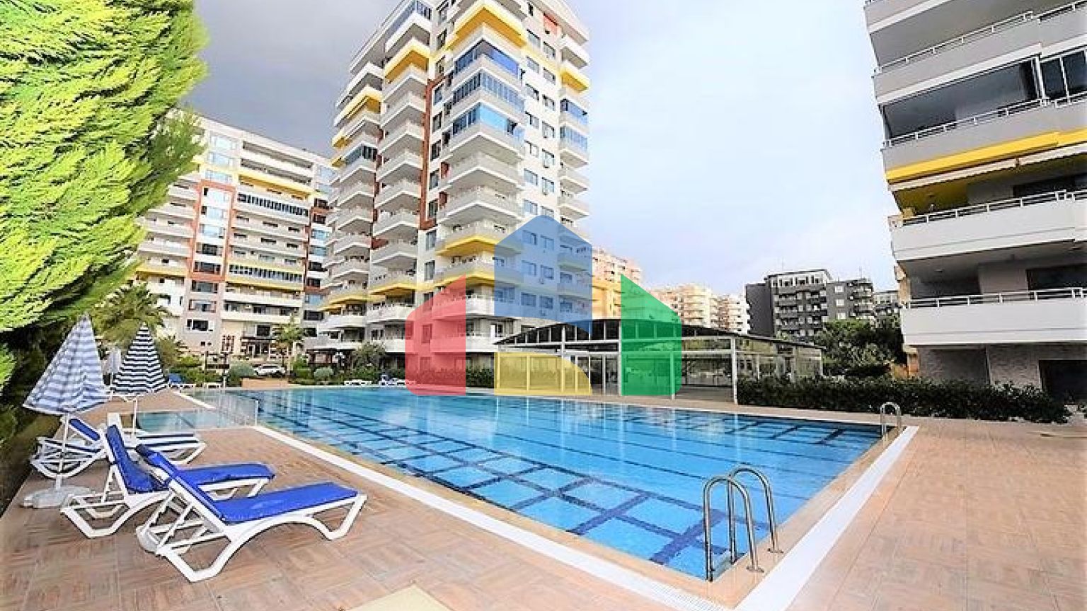 Затишна квартира 2 + 1 поруч з морем