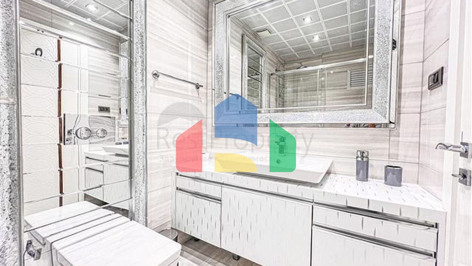 Квартира 2+1 в районе Махмутлар на первой линии