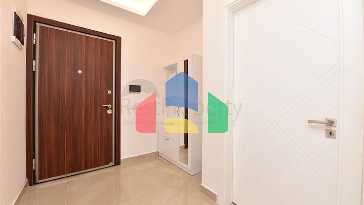 Меблированная квартира 1+1 в Махмутларе с видом на море