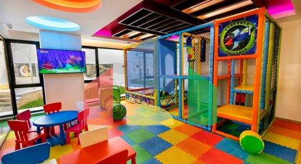 Меблированная квартира 1+1 в Махмутларе с видом на море