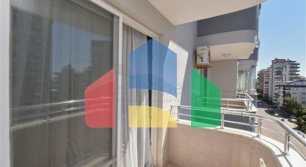 Трехкомнатная квартира в самом центре Махмутлара