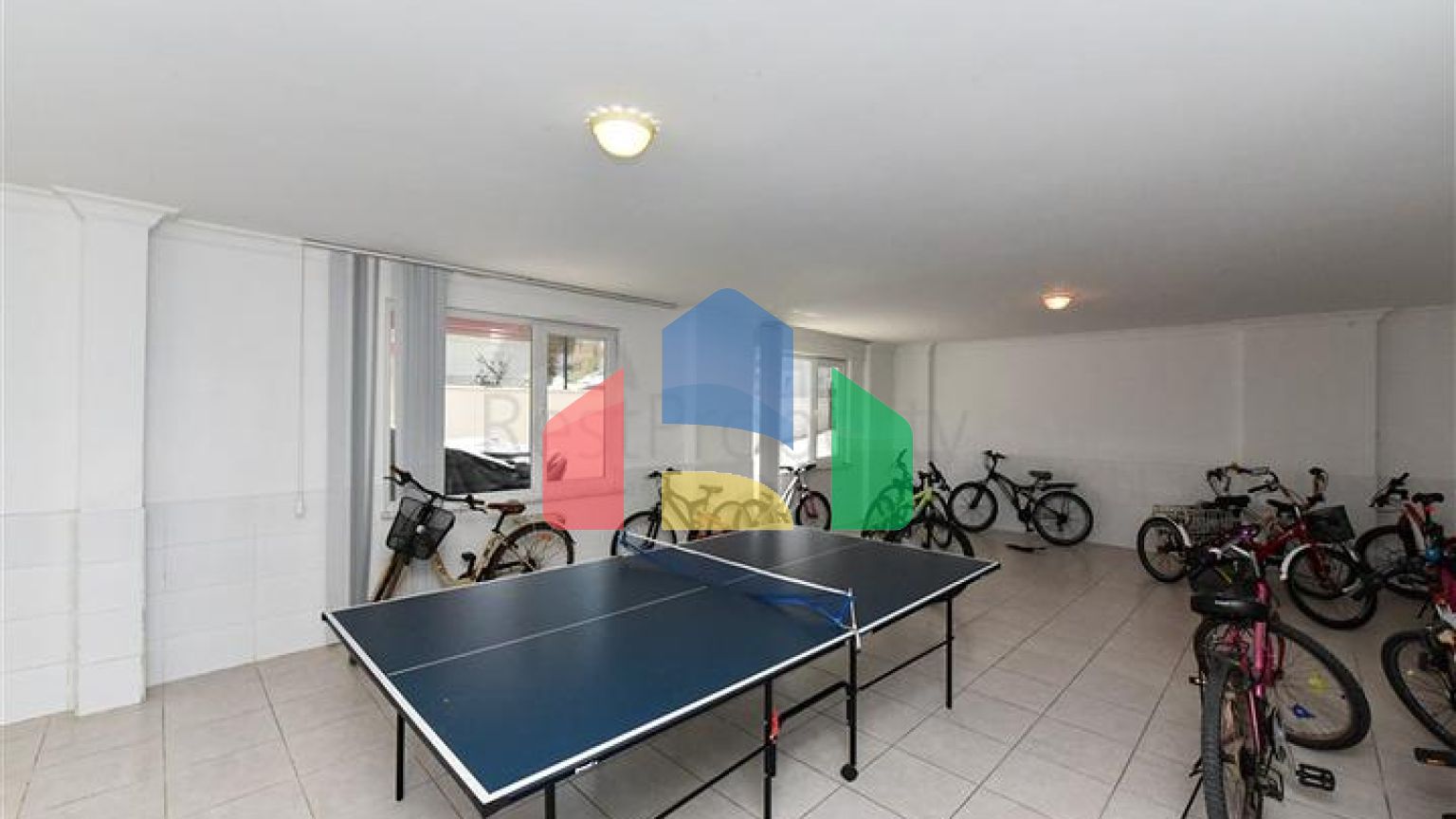 Трехкомнатная квартира в самом центре Махмутлара