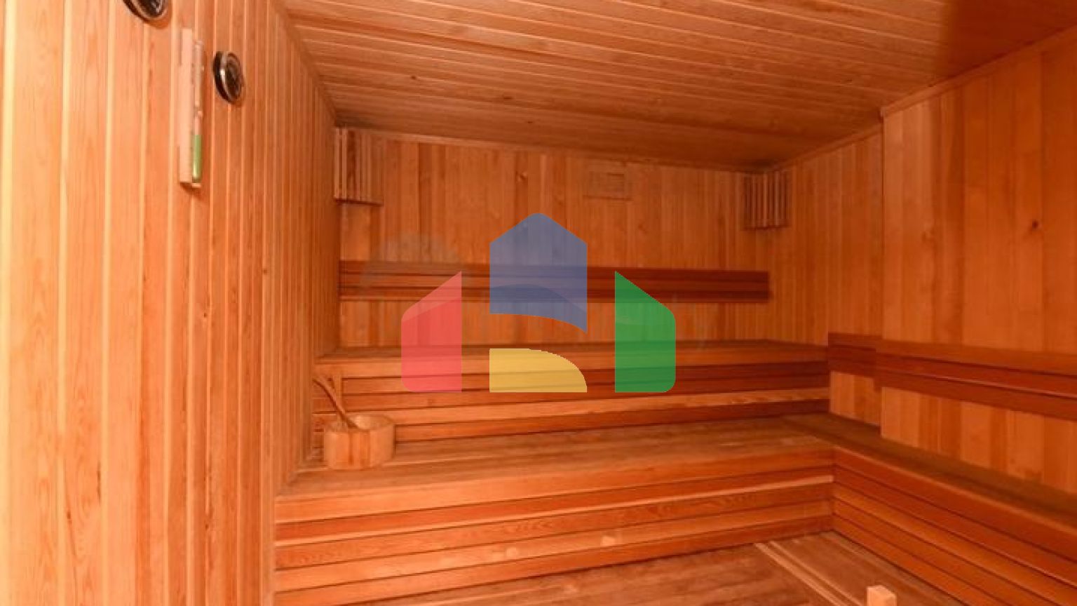 Трехкомнатная квартира в самом центре Махмутлара