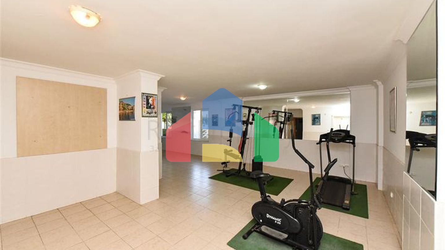 Трехкомнатная квартира в самом центре Махмутлара