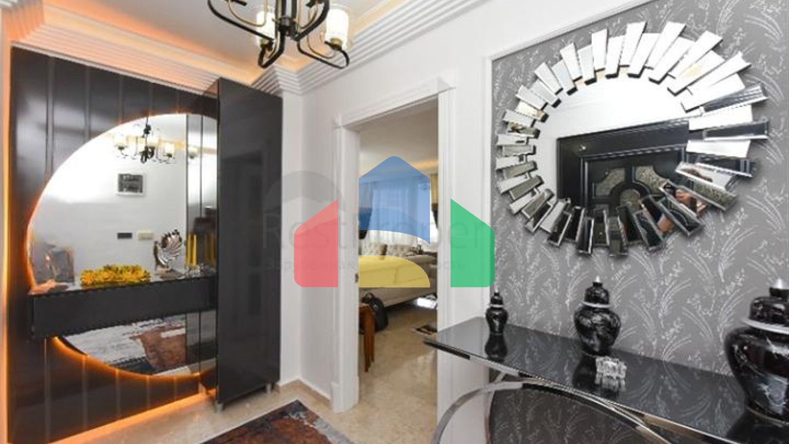 Трехкомнатная квартира в самом центре Махмутлара