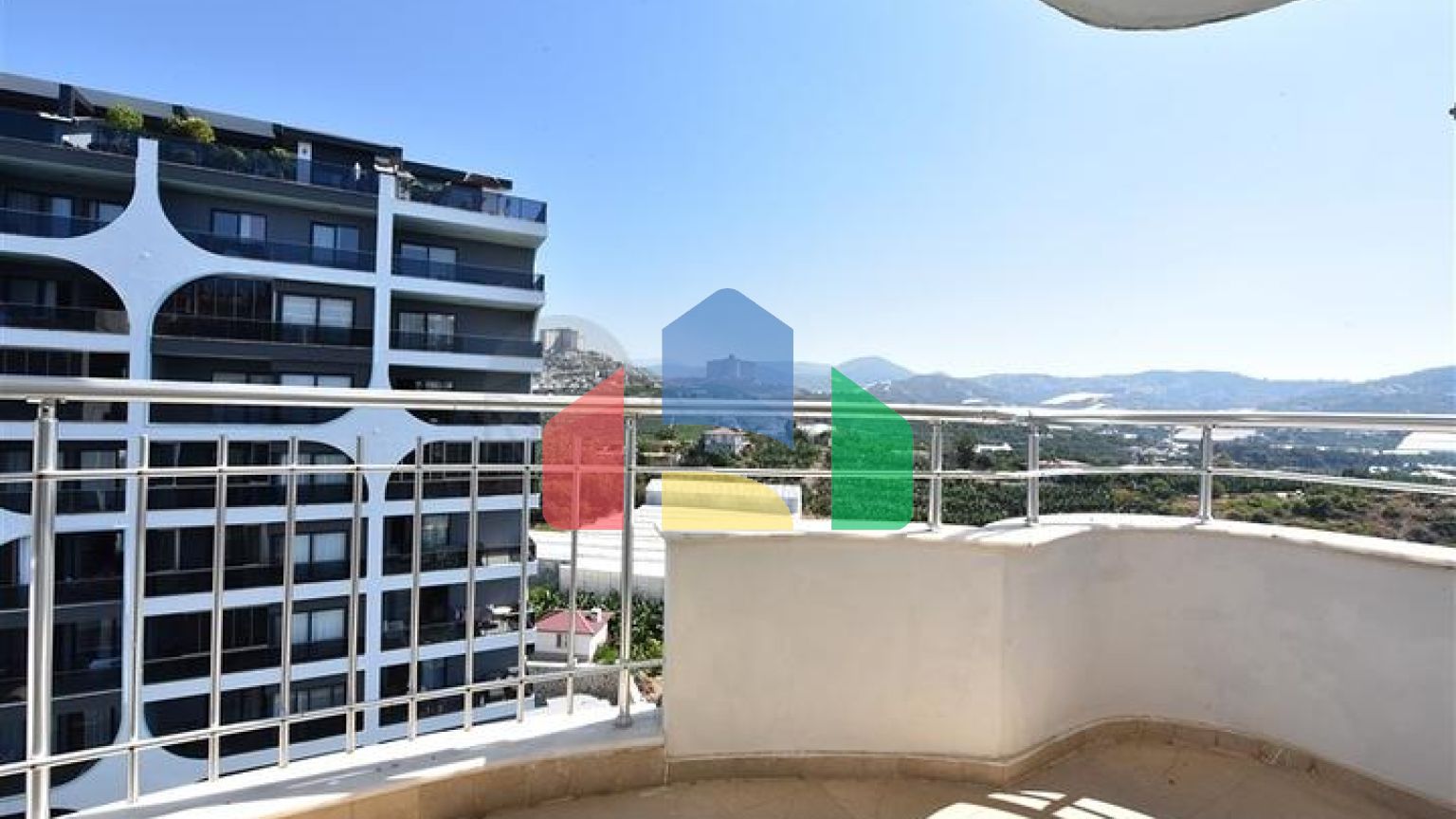 Квартира 2+1 в районе Махмутлар