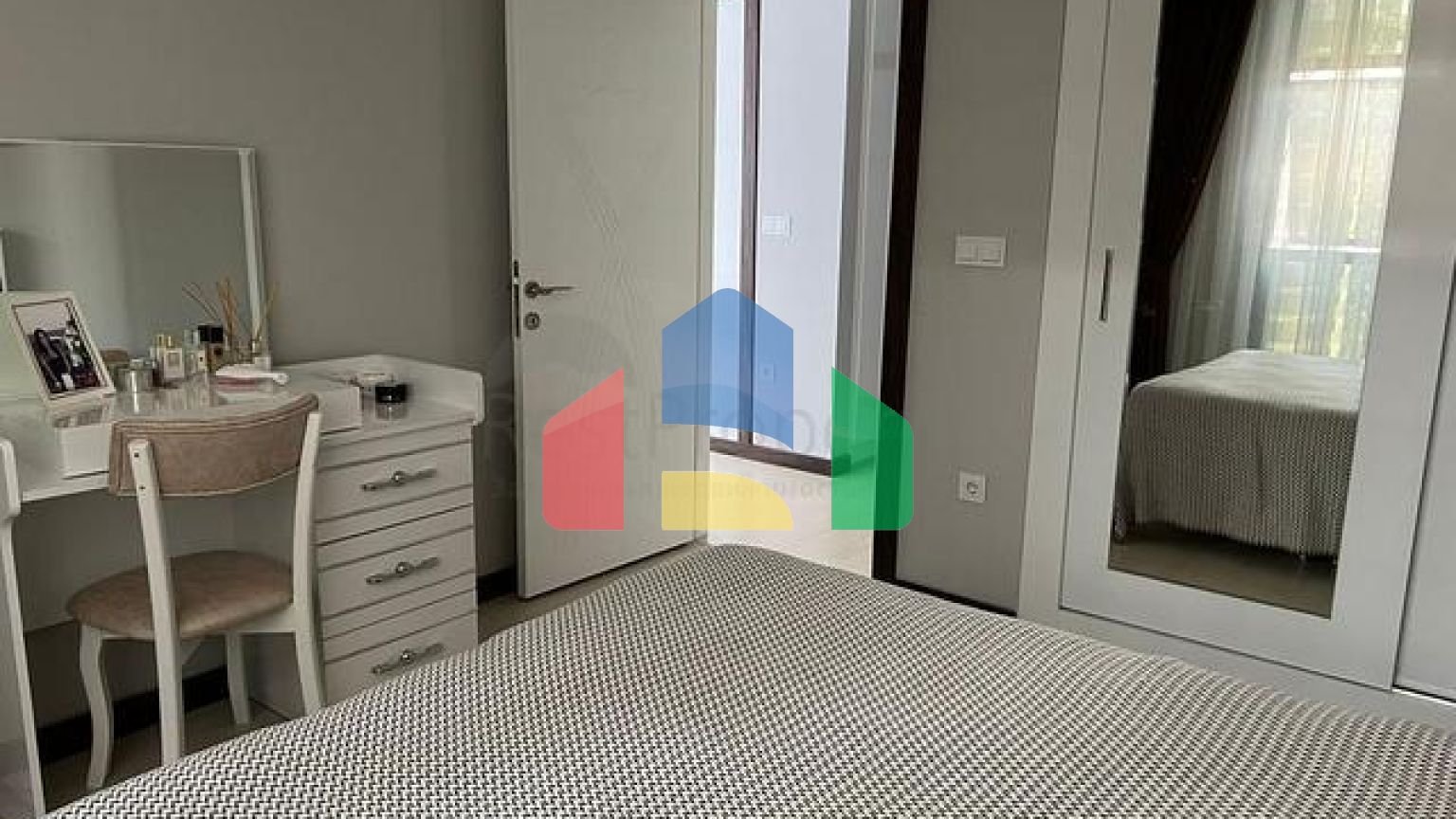 Просторі апартаменти 1 + 1 в районі Махмутлар