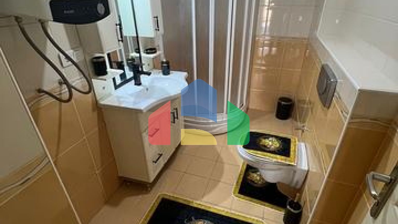 Трикімнатні апартаменти планування 2 + 1 в Махмутларі