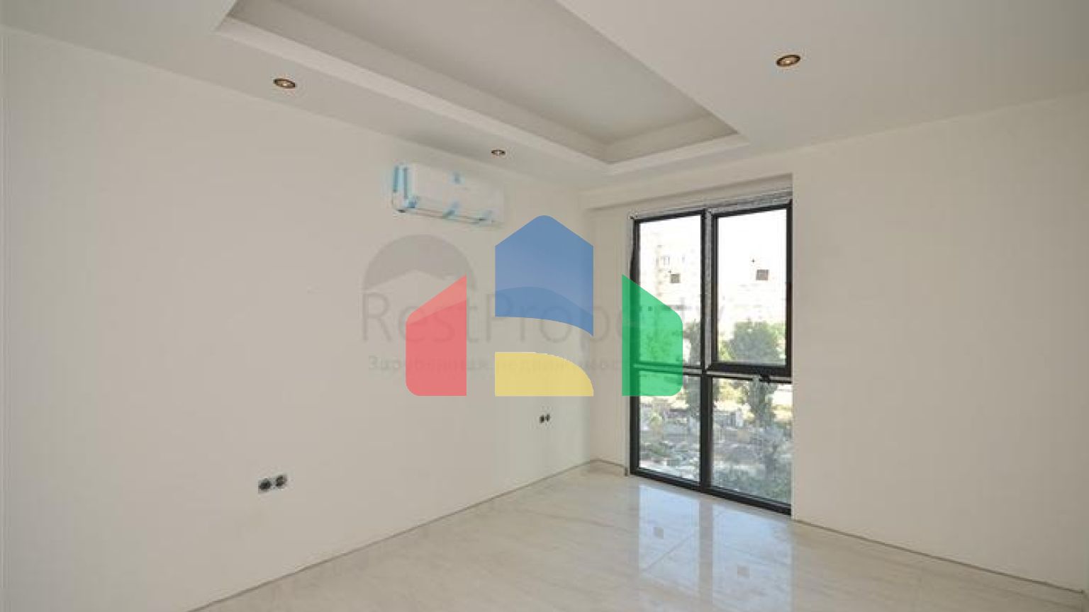 Квартира 1+1 в комплексе премиум класса на первой береговой линии в Махмутларе