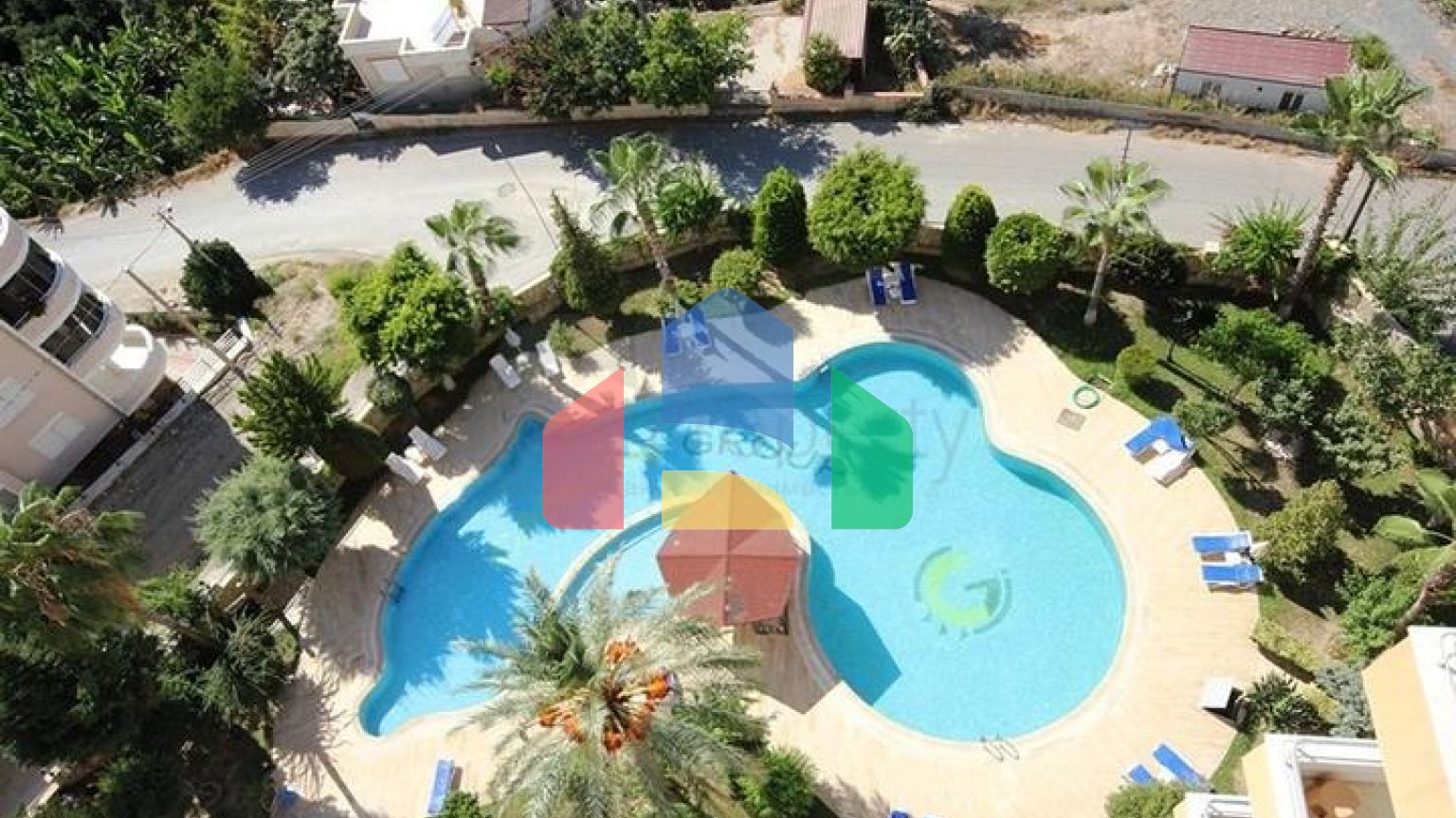 Апартаменти 2 + 1 з видом на море в Махмутларі