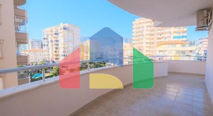 Квартира с большой площадью в Махмутларе