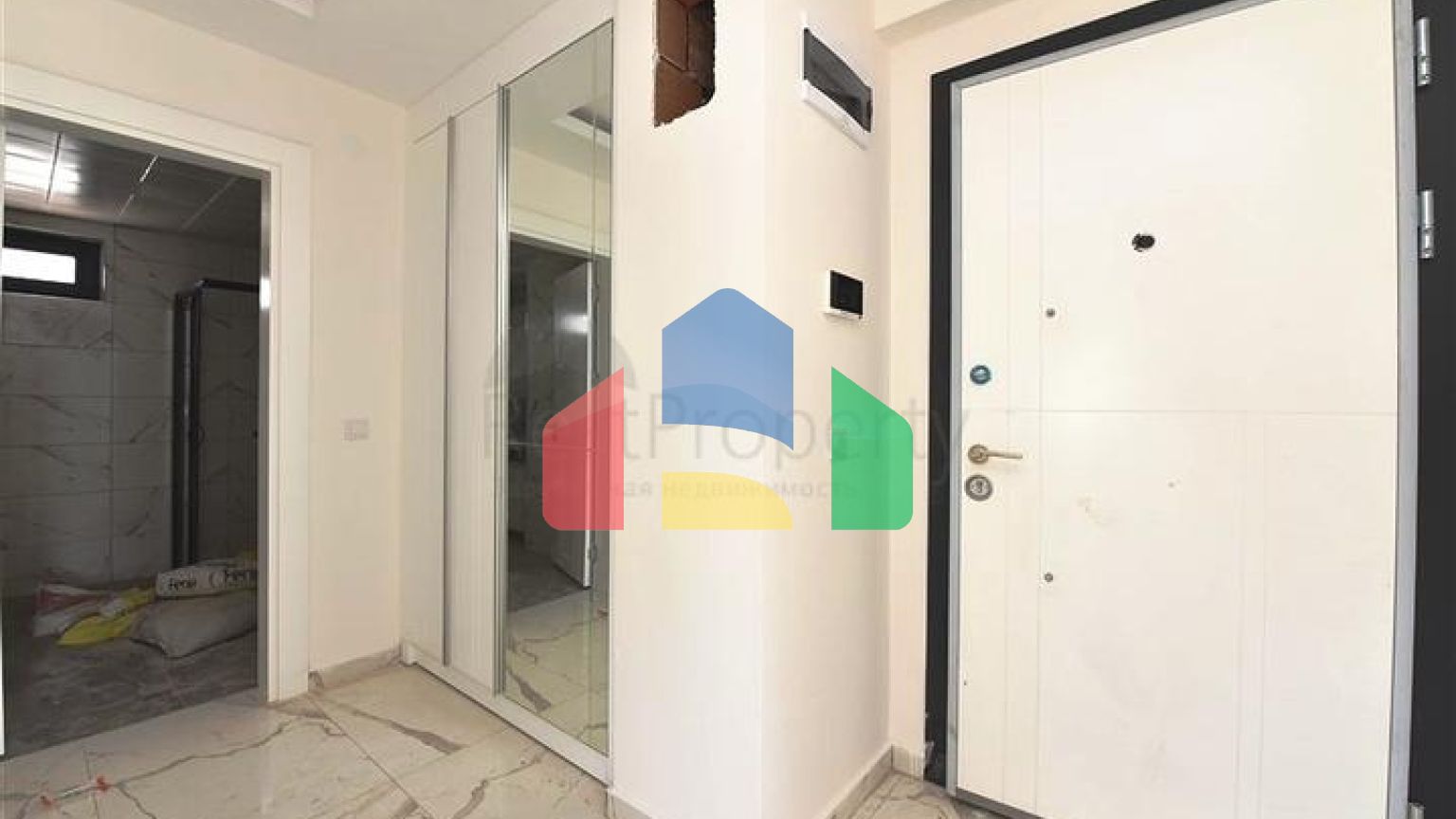 Двухкомнатная квартира с панорамным видом на горы в районе Махмутлар