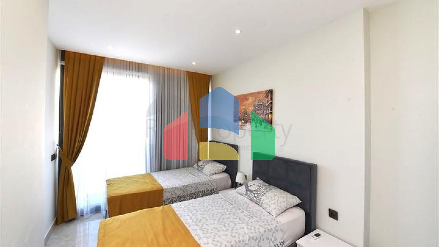 Трикімнатна квартира з панорамним видом на море