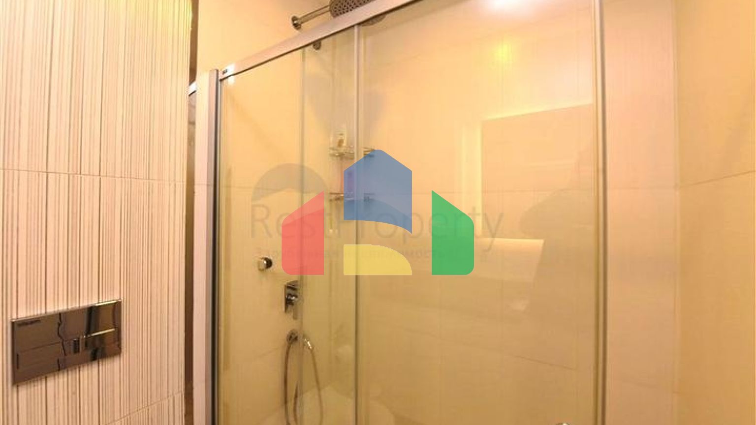 Трикімнатна квартира з панорамним видом на море