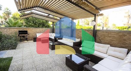 Трикімнатна квартира з панорамним видом на море Трикімнатна квартира з панорамним видом на море