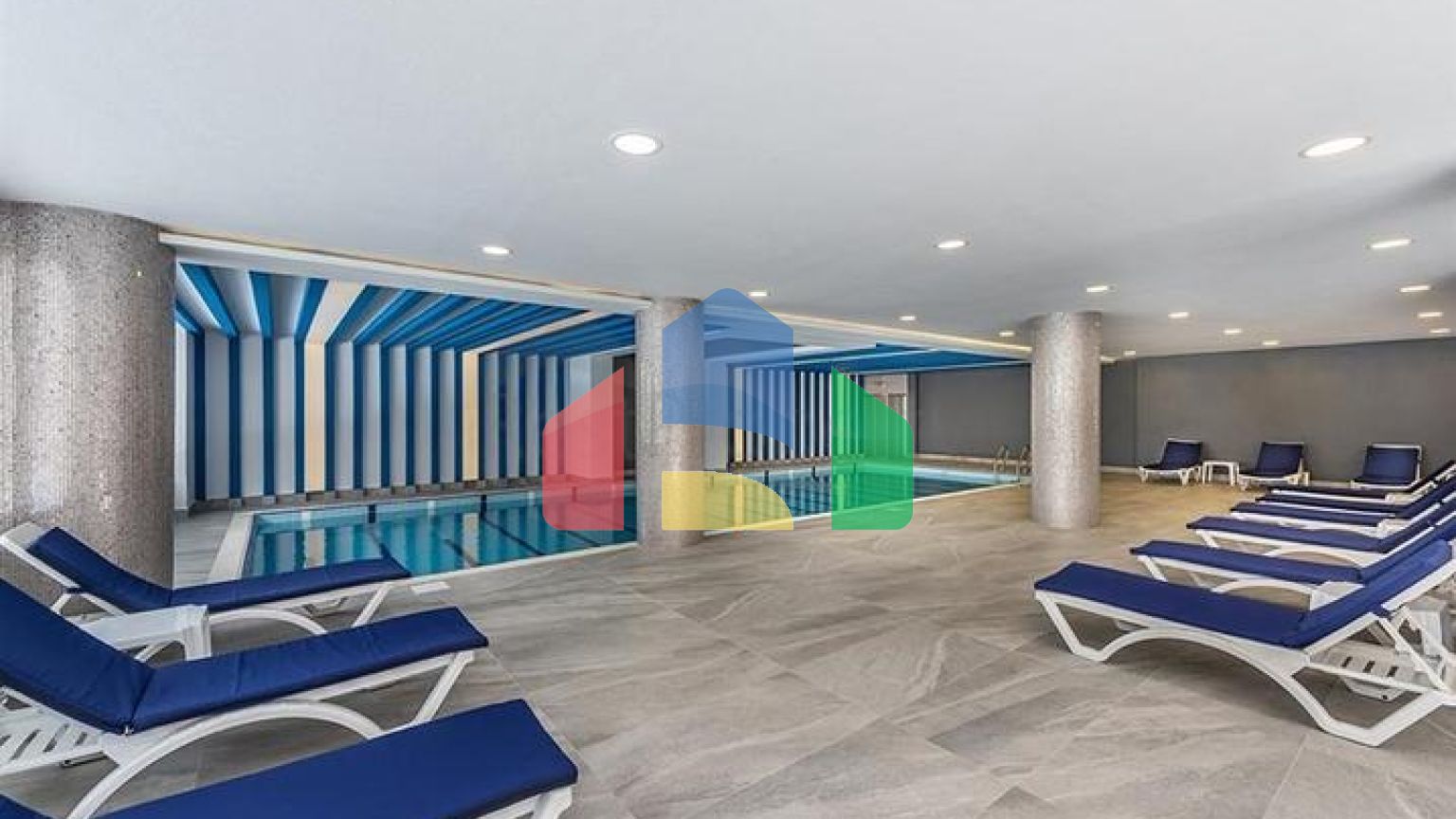 Трикімнатна квартира з панорамним видом на море