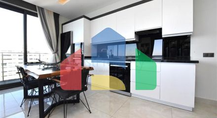 Трикімнатна квартира з панорамним видом на море Трикімнатна квартира з панорамним видом на море