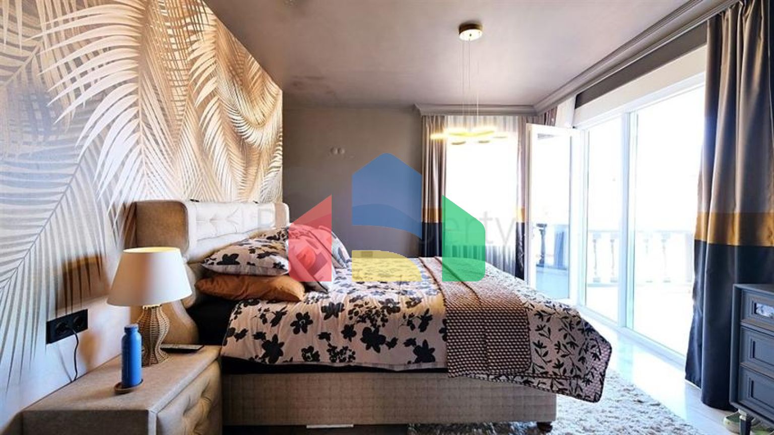 Меблированная вилла в центре Махмутлара