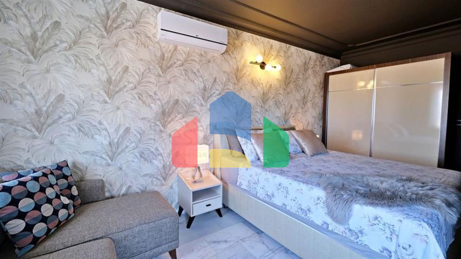 Меблированная вилла в центре Махмутлара