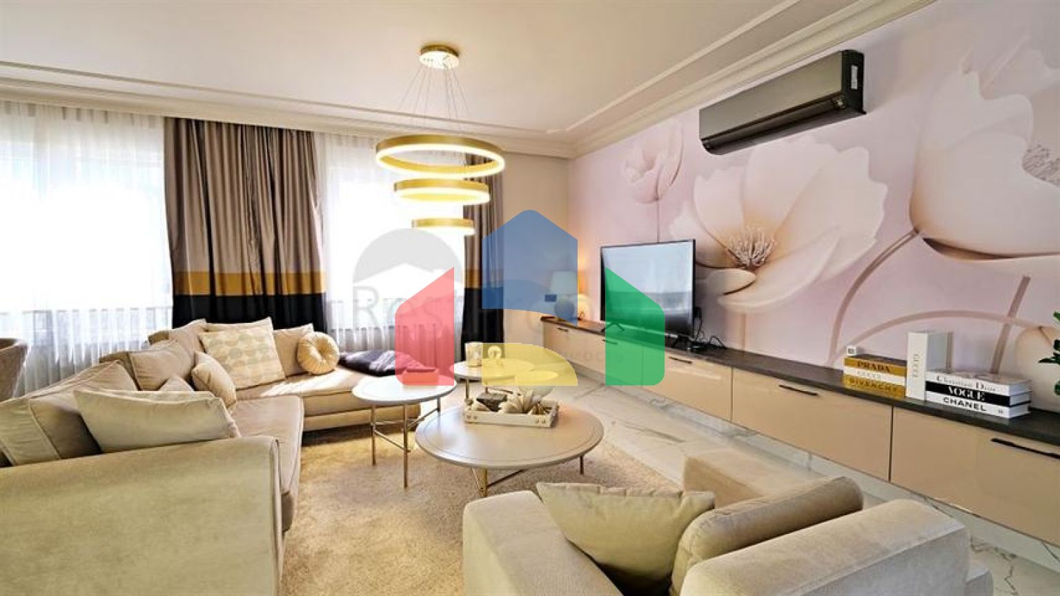 Меблированная вилла в центре Махмутлара