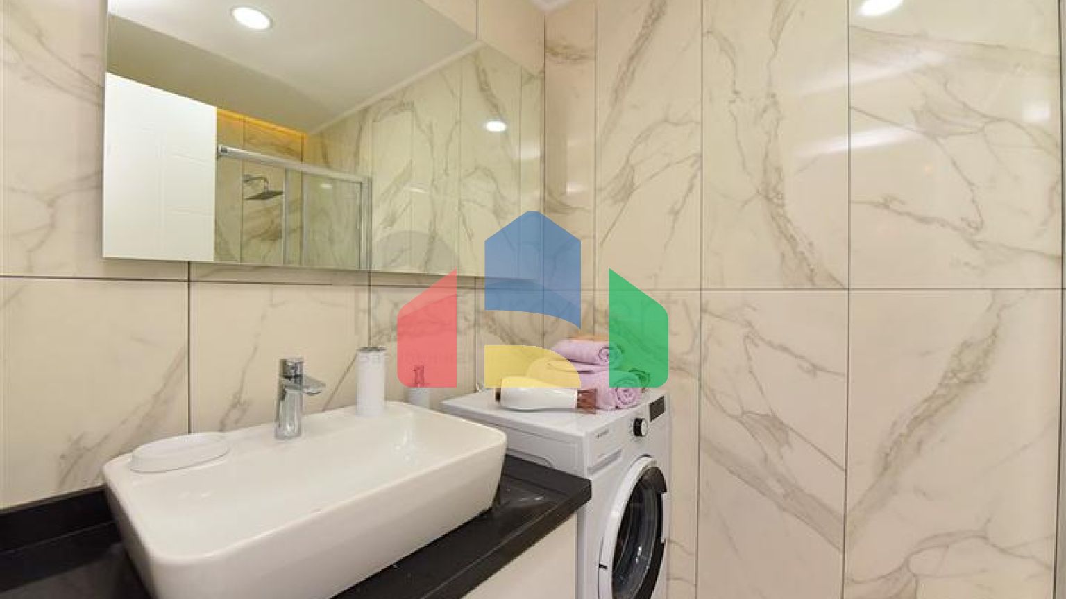 Квартира планировки 1+1 в новом комплексе в районе Махмутлар