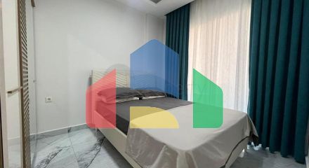 Нова стильна квартира плануванням 1 + 1 А районі Махмутлар