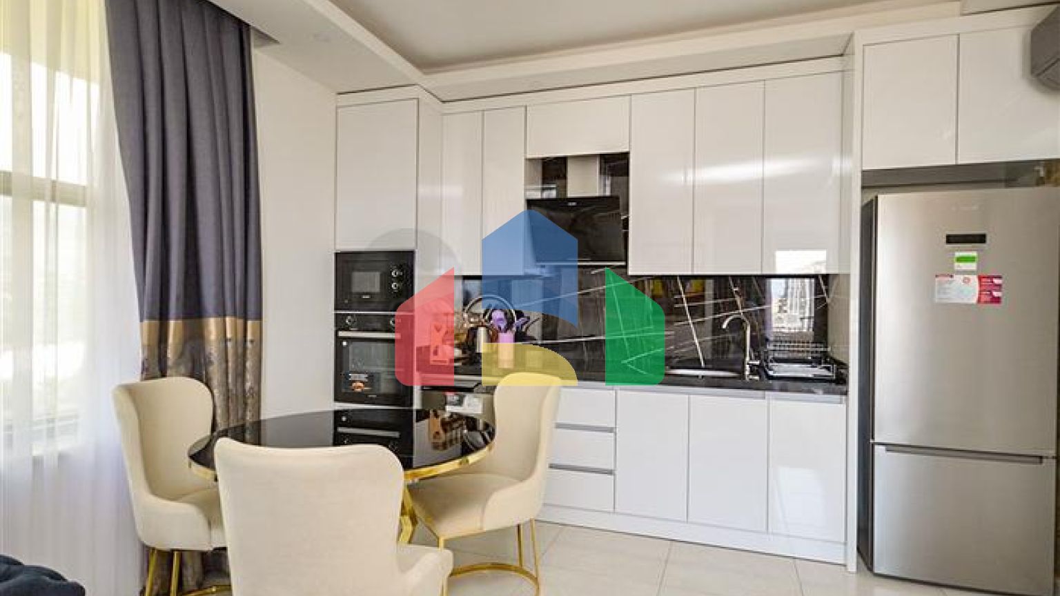 Апартаменти 2 + 1 в районі Махмутлар